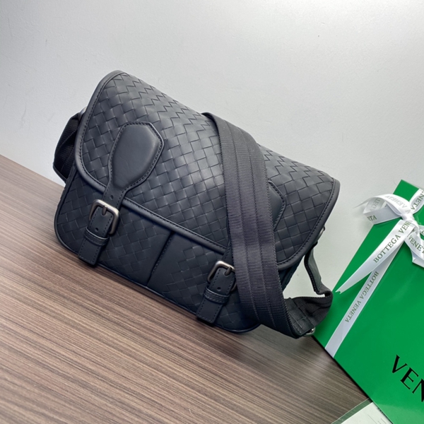 ボッテガヴェネタバッグ角部分ディテール